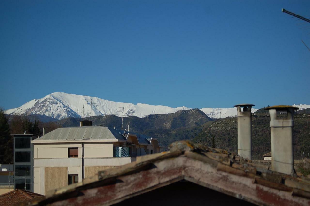 A Casa Di Lola Bed and Breakfast Ascoli Piceno Buitenkant foto
